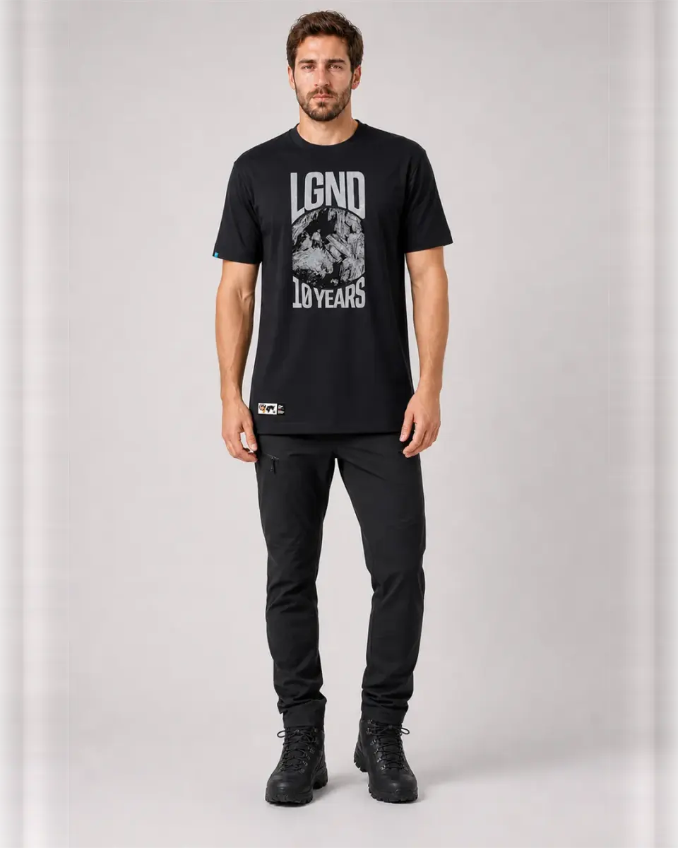 Camiseta Masculina 10 Anos (Preto — B) — foto 4