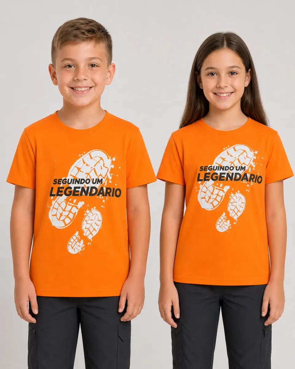 Camiseta Infantil — Seguindo um Legendário — Laranja