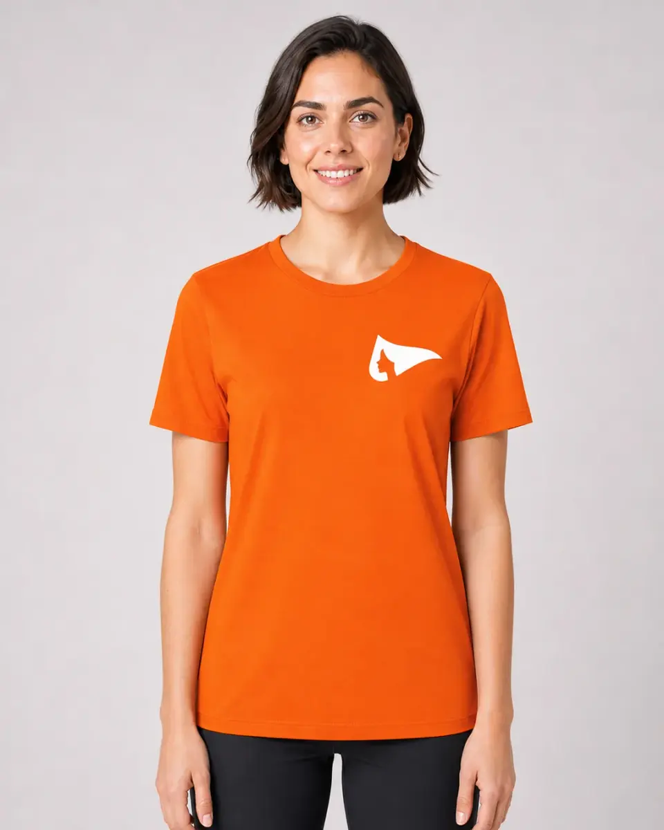 Camiseta Fem. Estampa Peito — Laranja